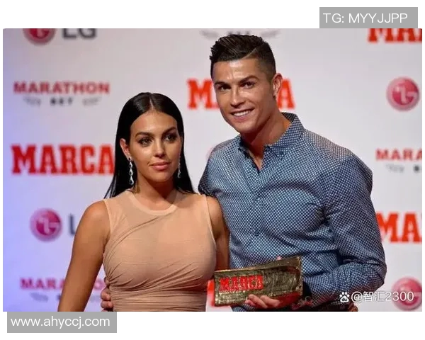 当足球明星邂逅体育巨星他们的爱情故事与挑战